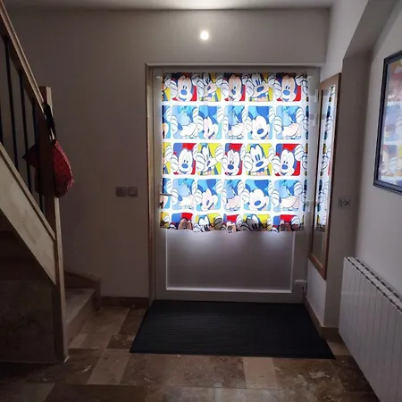 Maison Luxe Aeroport 2 A 5 Personnes Holiday home